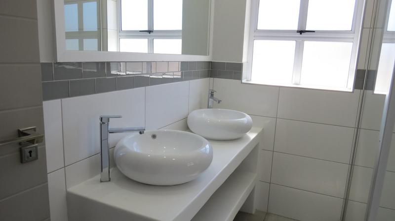 4 Bedroom Property for Sale in Myburgh Park Western Cape